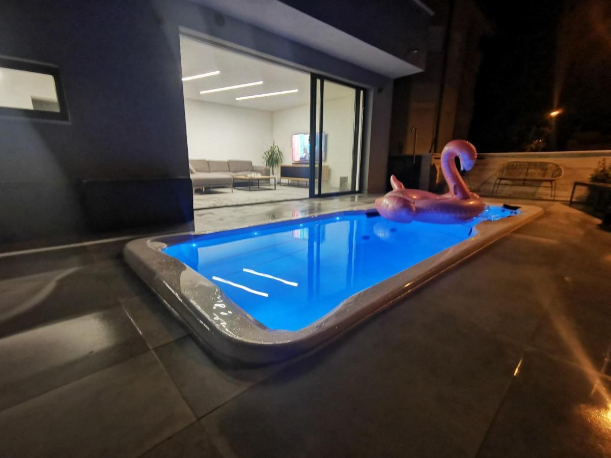 Spa Apartment Vito Vodice Exterior photo